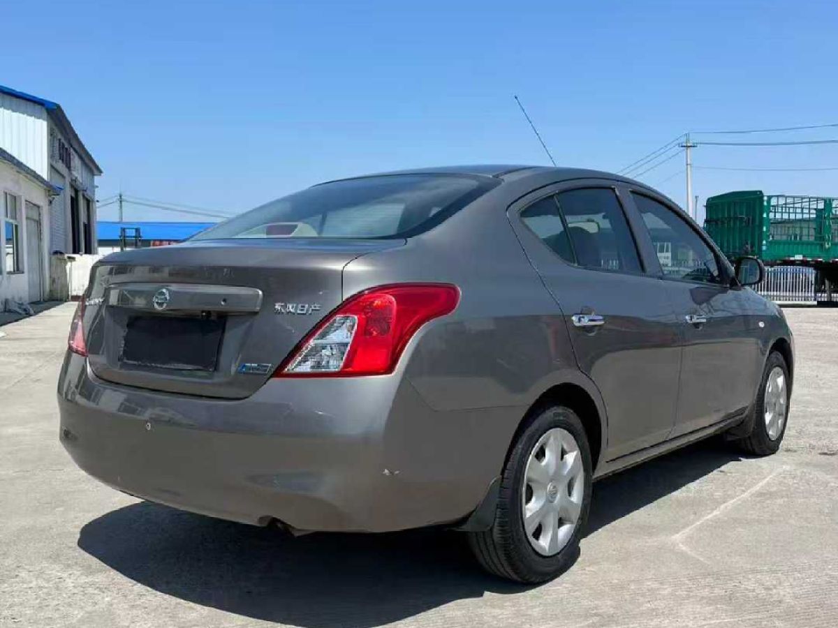 日產(chǎn) 天籟  2012款 XL NAVI 2.5L CVT云安全導航版圖片