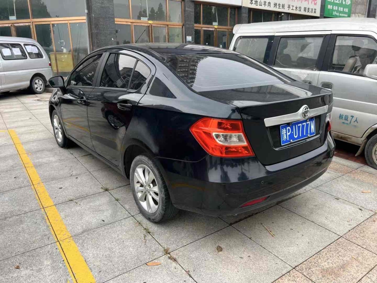 中華 H330  2013款 1.5L 手動(dòng)舒適型圖片