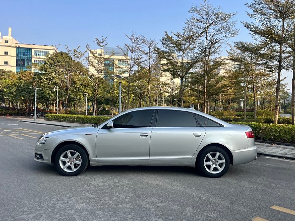 奧迪 奧迪A6L  2012款 TFSI 標(biāo)準(zhǔn)型圖片