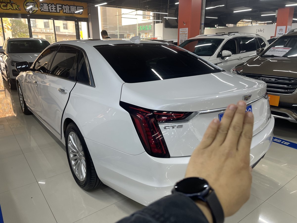 凯迪拉克 CT6  2022款 28T 豪华型图片