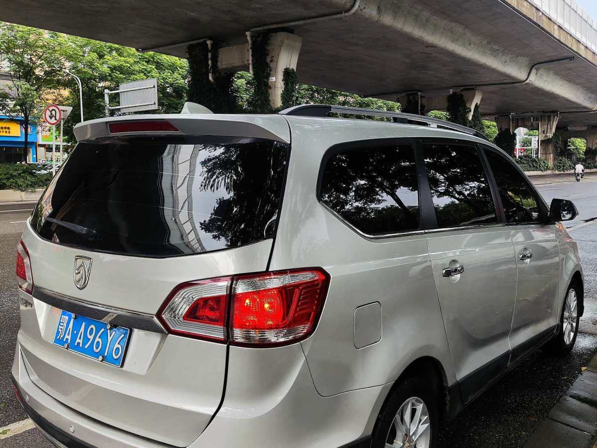 寶駿 730  2014款 1.5L 手動(dòng)豪華型 7座圖片