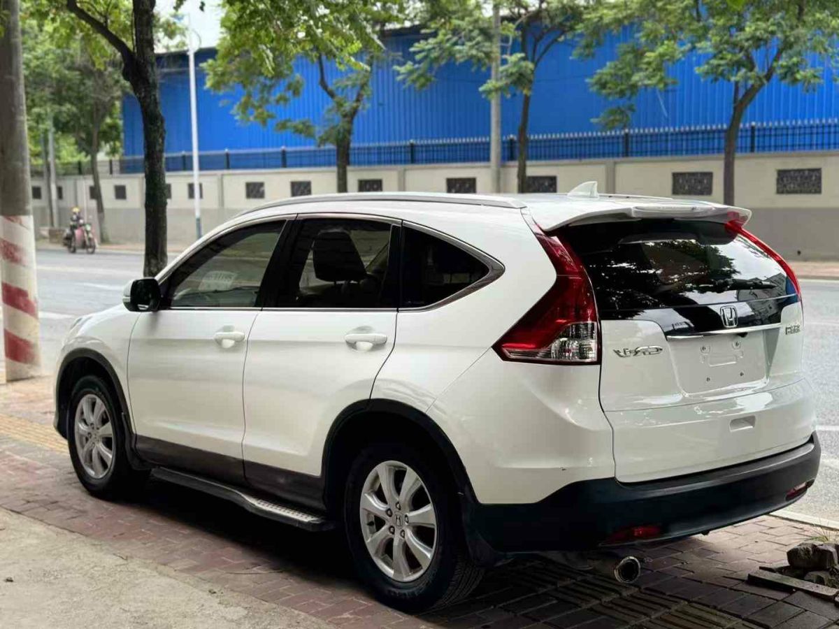 本田 CR-V  2013款 2.4L 四驅(qū)尊貴導(dǎo)航版圖片