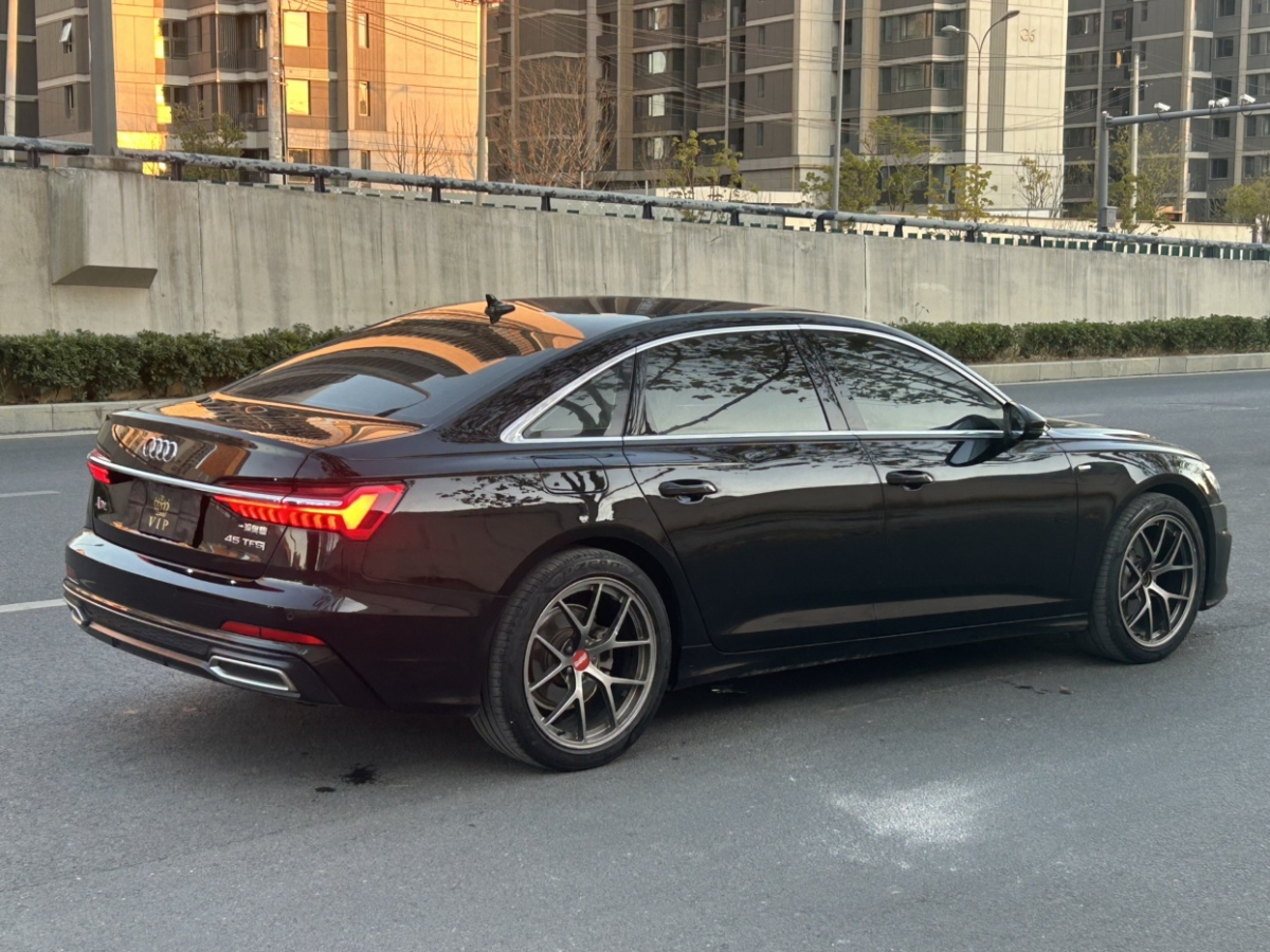 奧迪 奧迪A6L  2019款 40 TFSI 豪華動感型圖片