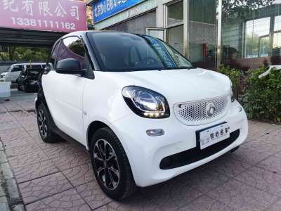 2017年8月 smart fortwo 1.0L 52千瓦硬頂摯愛特別版圖片