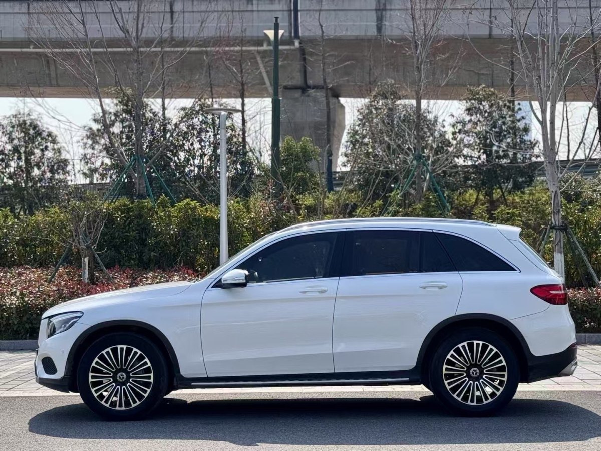 2018年3月奔馳 奔馳GLC  2018款 改款 GLC 200 4MATIC