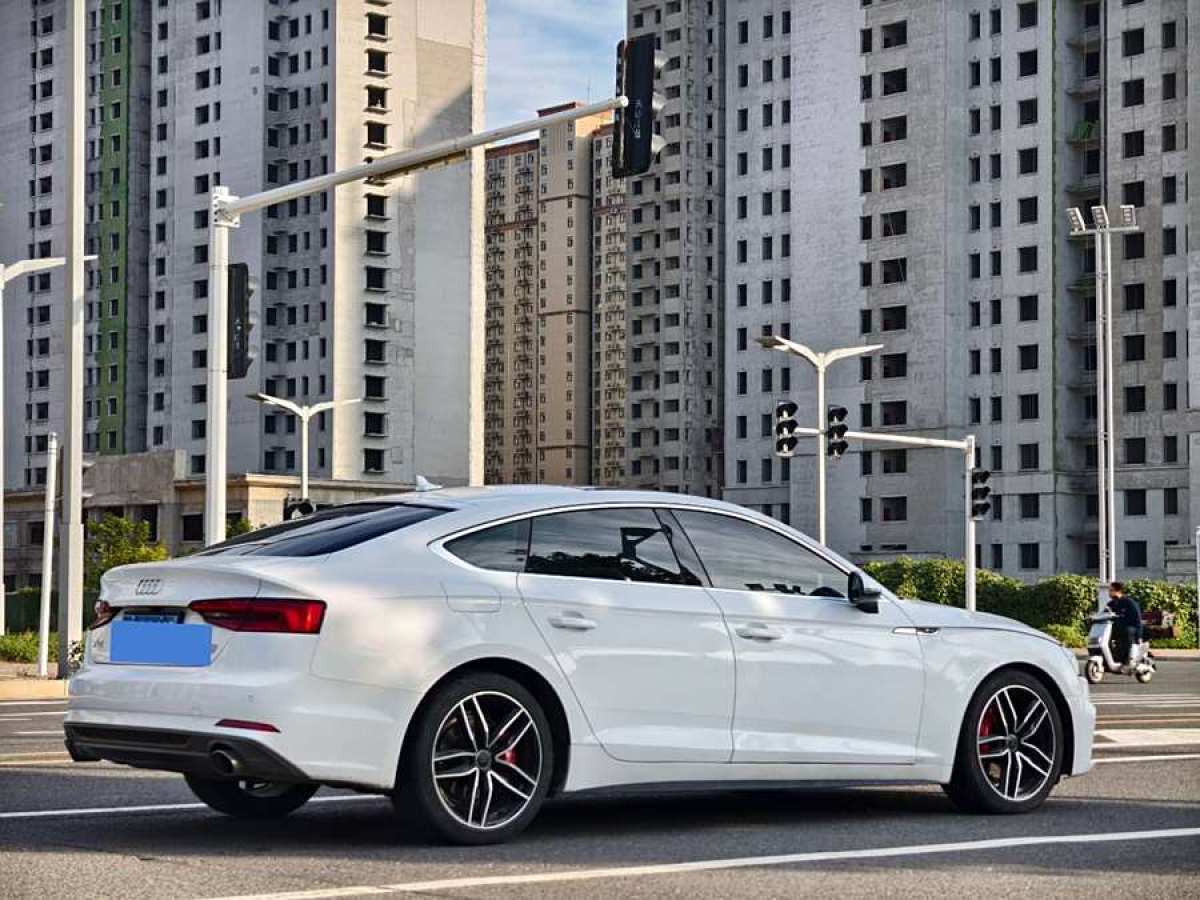 2017年9月奧迪 奧迪A5  2017款 Sportback 40 TFSI 時尚型