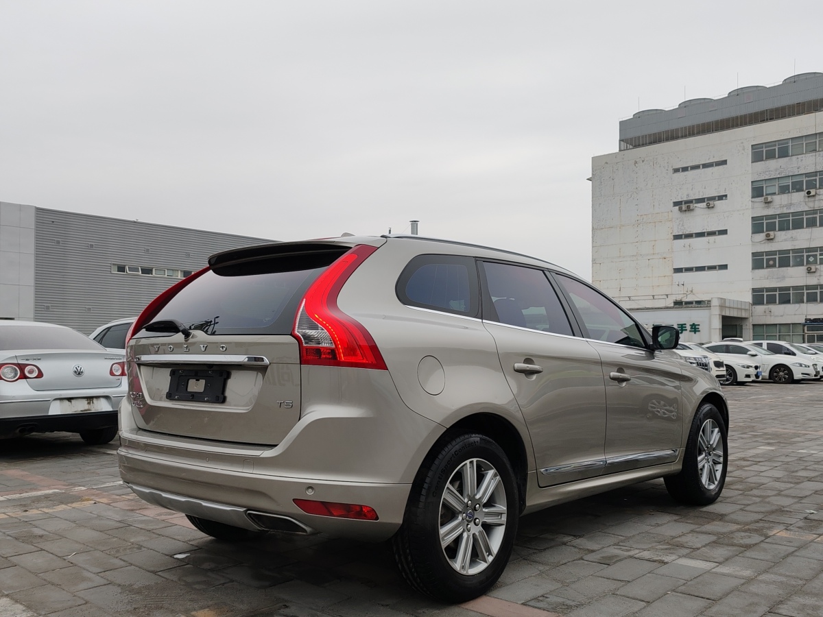 沃爾沃 XC60  2016款 T5  智遠(yuǎn)版圖片