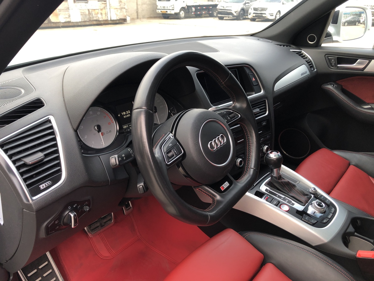 奧迪 奧迪SQ5  2014款 SQ5 3.0 TFSI quattro圖片