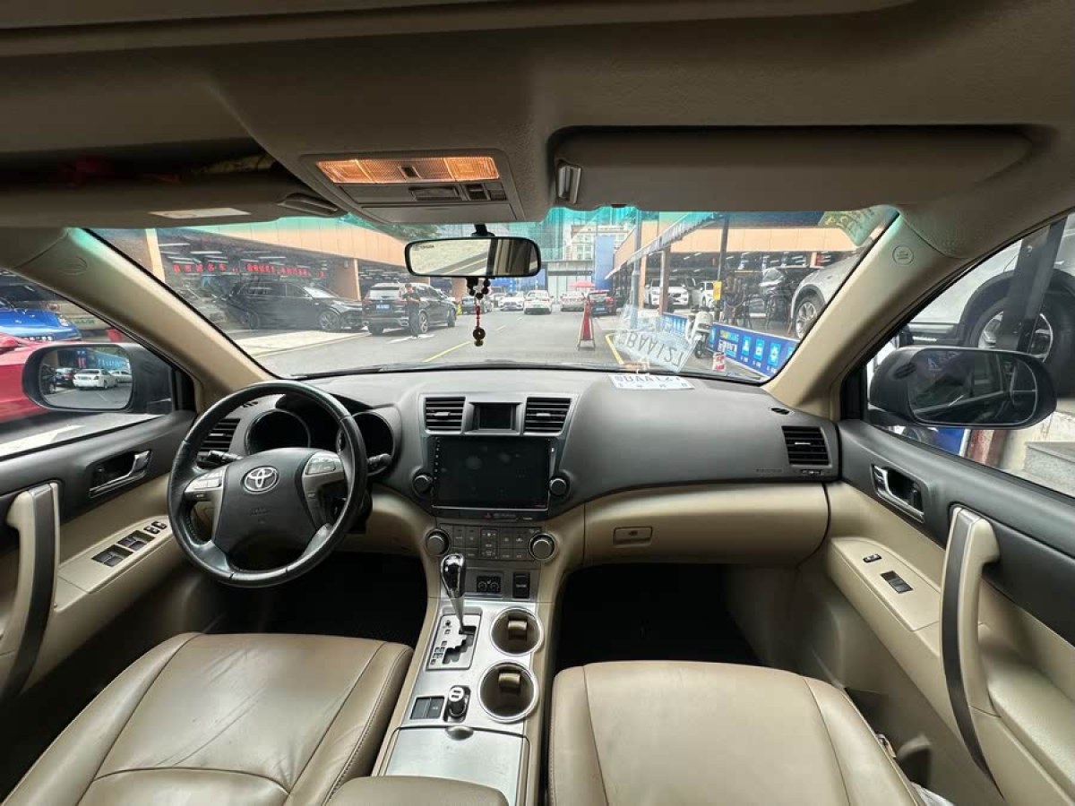 豐田 漢蘭達  2009款 2.7L 兩驅(qū)7座豪華版圖片