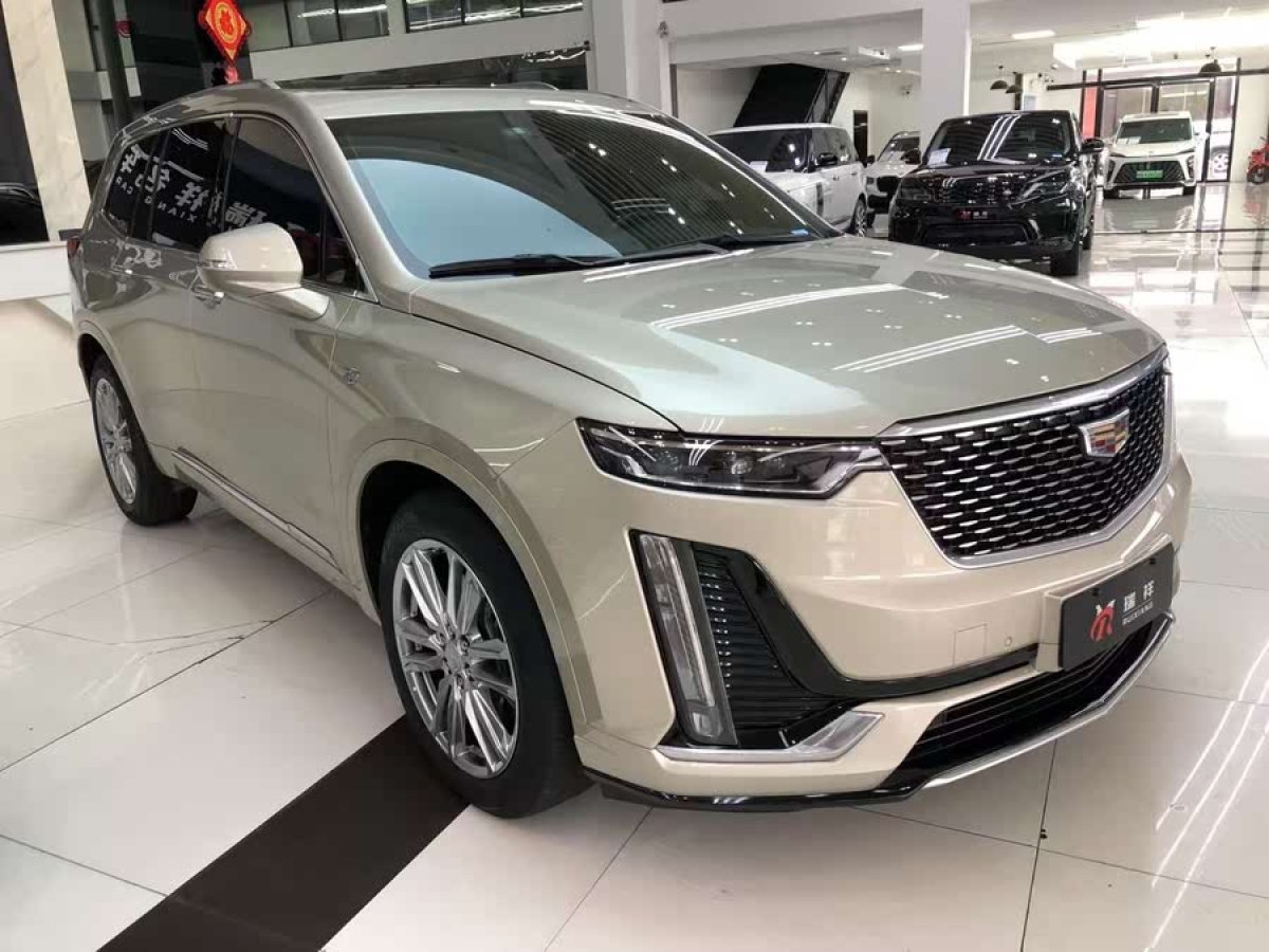 凱迪拉克 XT6  2022款 2.0T 七座兩驅(qū)豪華型圖片