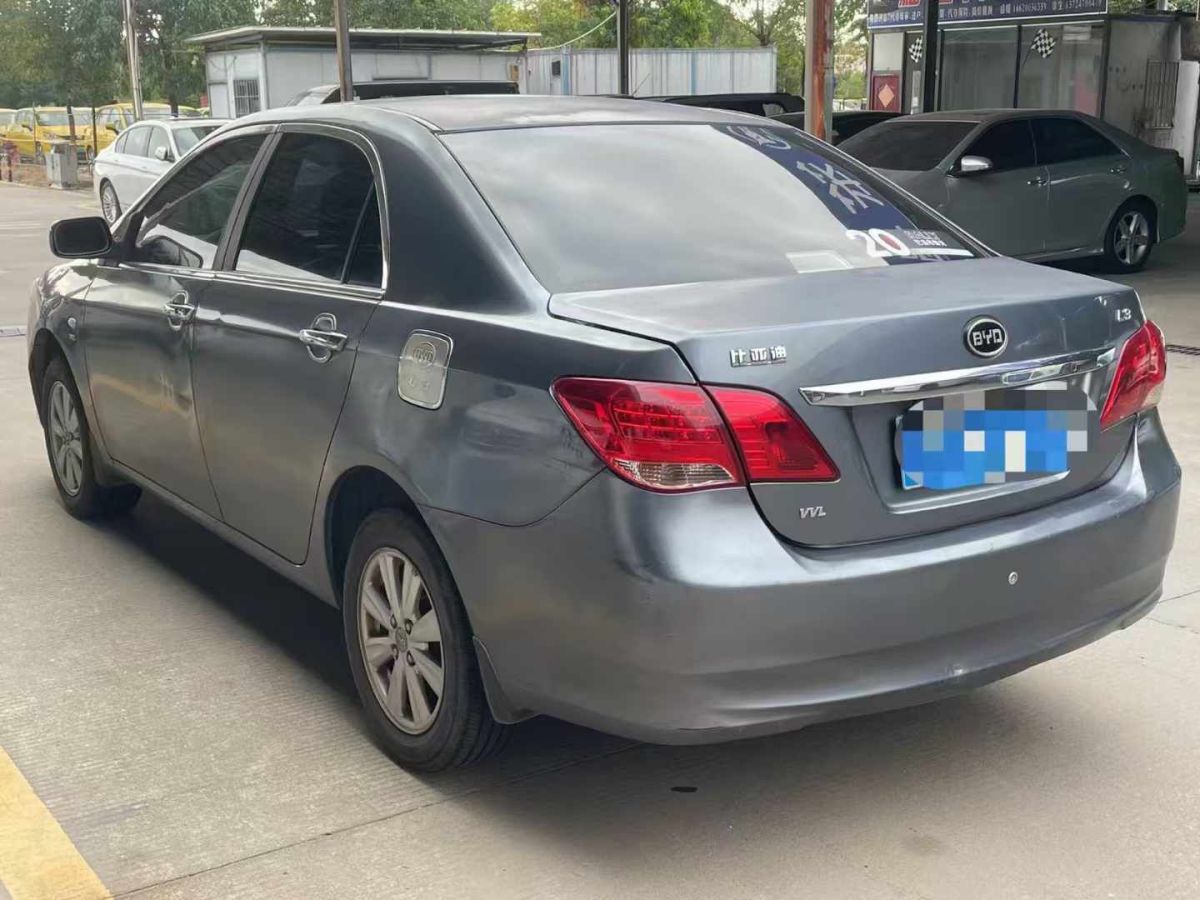 比亞迪 L3  2013款 1.5L 自動尊貴型圖片