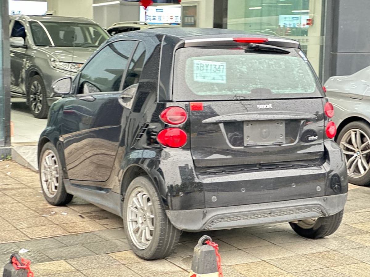 2014年1月smart fortwo  2012款 1.0 MHD 硬頂標(biāo)準(zhǔn)版