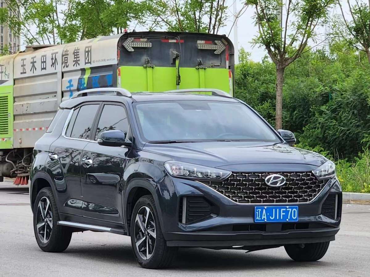 現(xiàn)代 ix35  2021款 2.0L 自動兩驅(qū)領(lǐng)先版GLS圖片