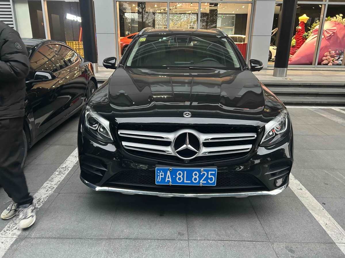 奔馳 奔馳GLC  2018款 改款 GLC 260 4MATIC 豪華型圖片