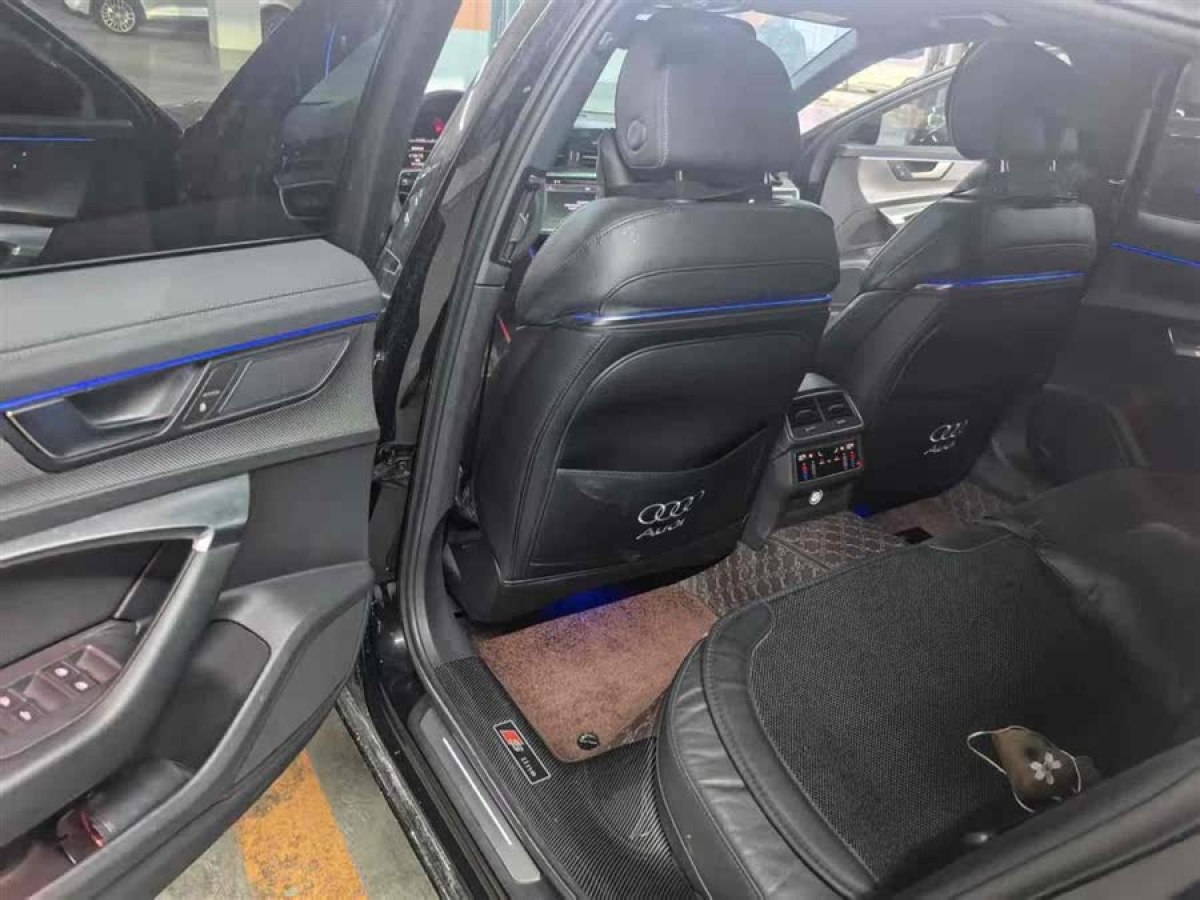 奧迪 奧迪A6L  2022款 45 TFSI quattro 臻選動感型圖片