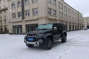 BJ40 北京 PLUS 2.0T 自動四驅(qū)城市獵人版