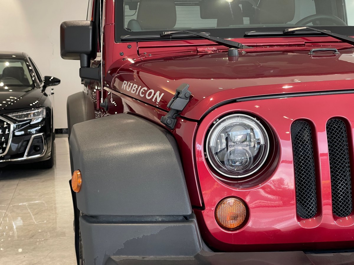 2013年10月Jeep 牧馬人  2013款 3.6L Rubicon 兩門版