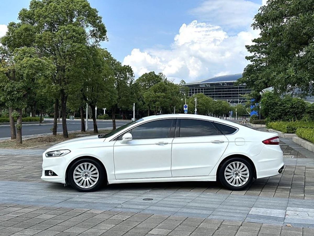 2015年8月福特 蒙迪歐  2013款 1.5L GTDi180舒適型