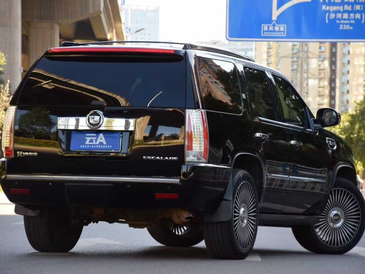 凱迪拉克 凱雷德ESCALADE  2013款 6.2L ESV鉑金版加長(zhǎng)型圖片