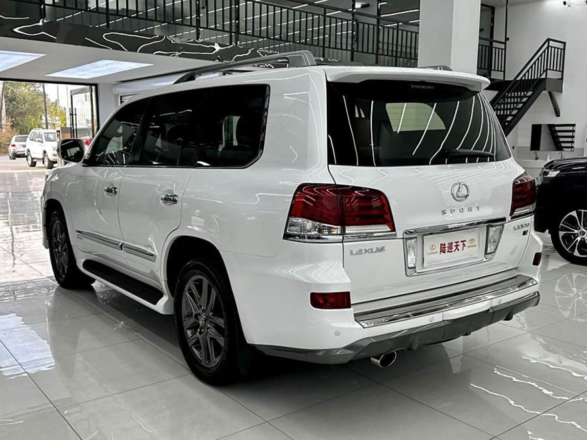 2016年3月雷克薩斯 LX  2015款 LX570 中東版