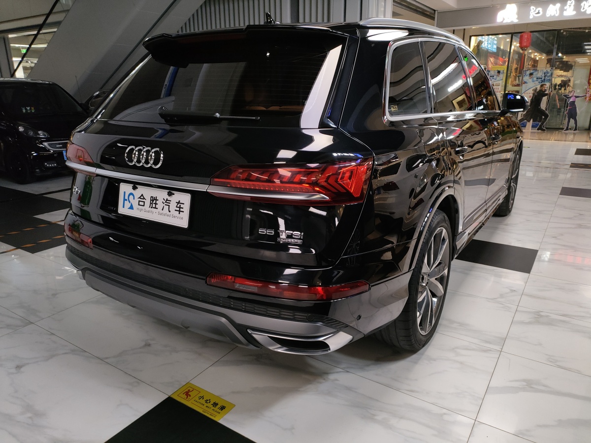 奧迪 奧迪Q7  2023款 55 TFSI quattro S line運動型圖片