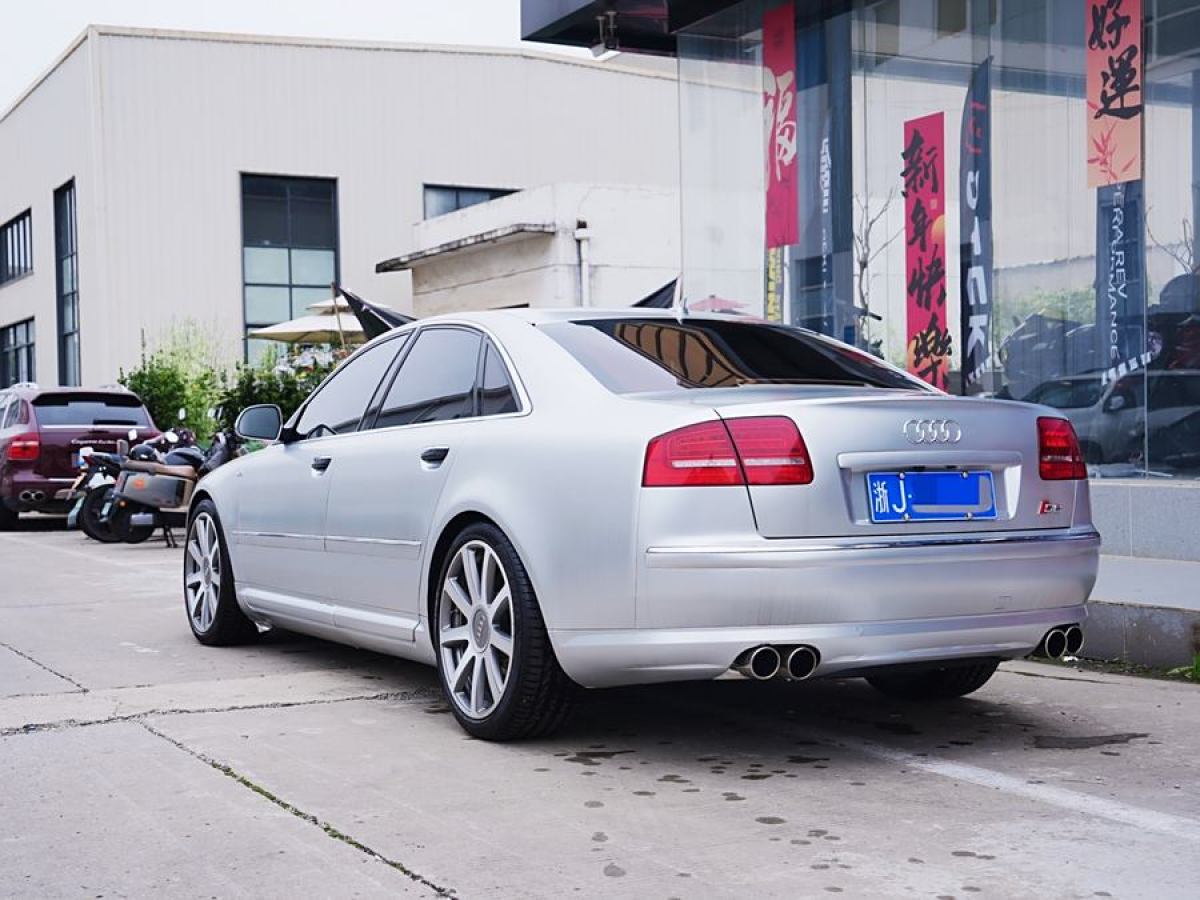 2009年12月奧迪 奧迪S8  2008款 S8 5.2FSI Quattro