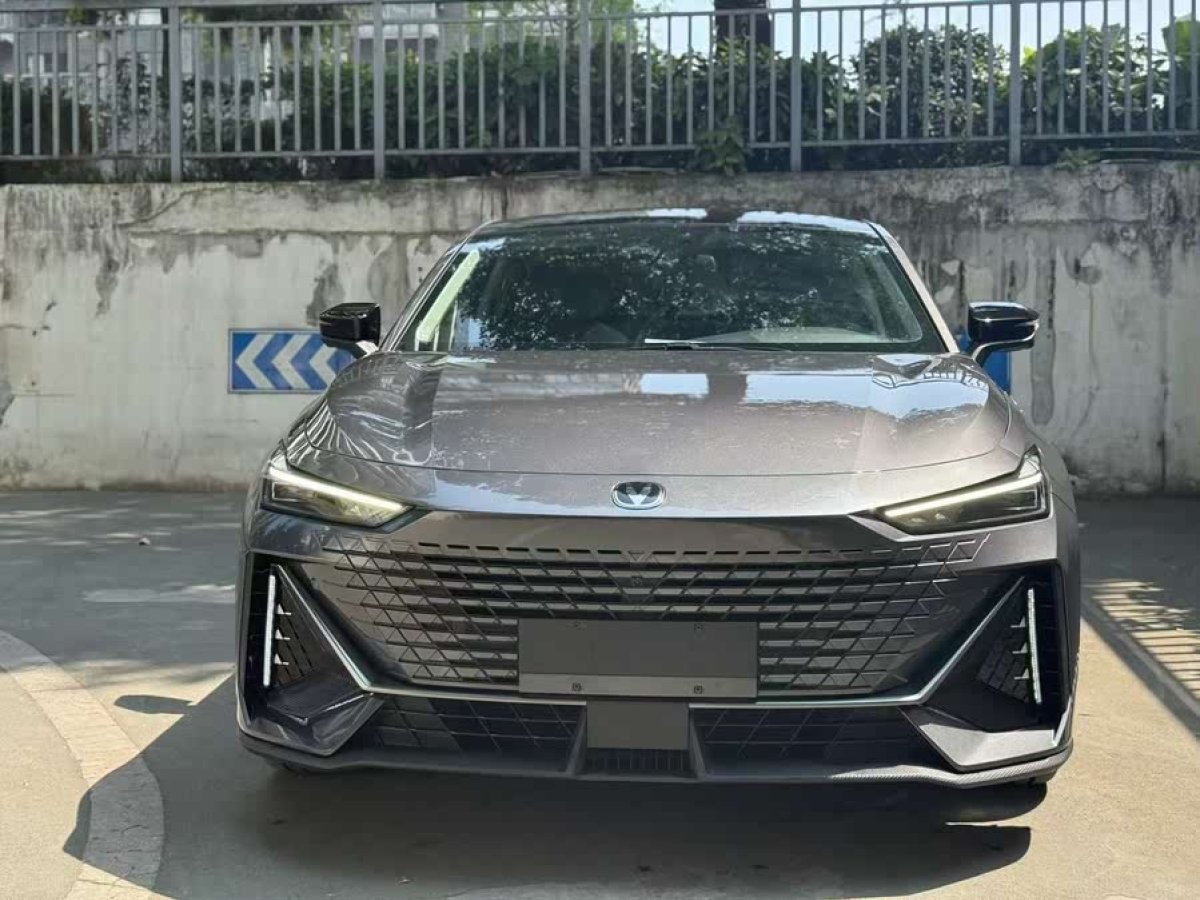 長安 長安UNI-V 智電iDD  2023款 智電iDD 1.5T 113km智酷型圖片