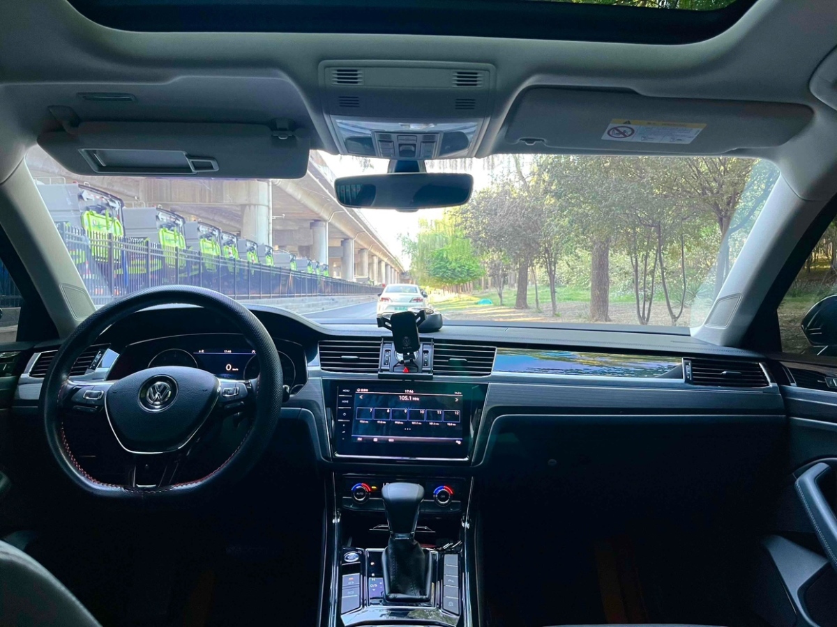 大眾 輝昂  2019款  380TSI 兩驅(qū)商務(wù)版 國V圖片