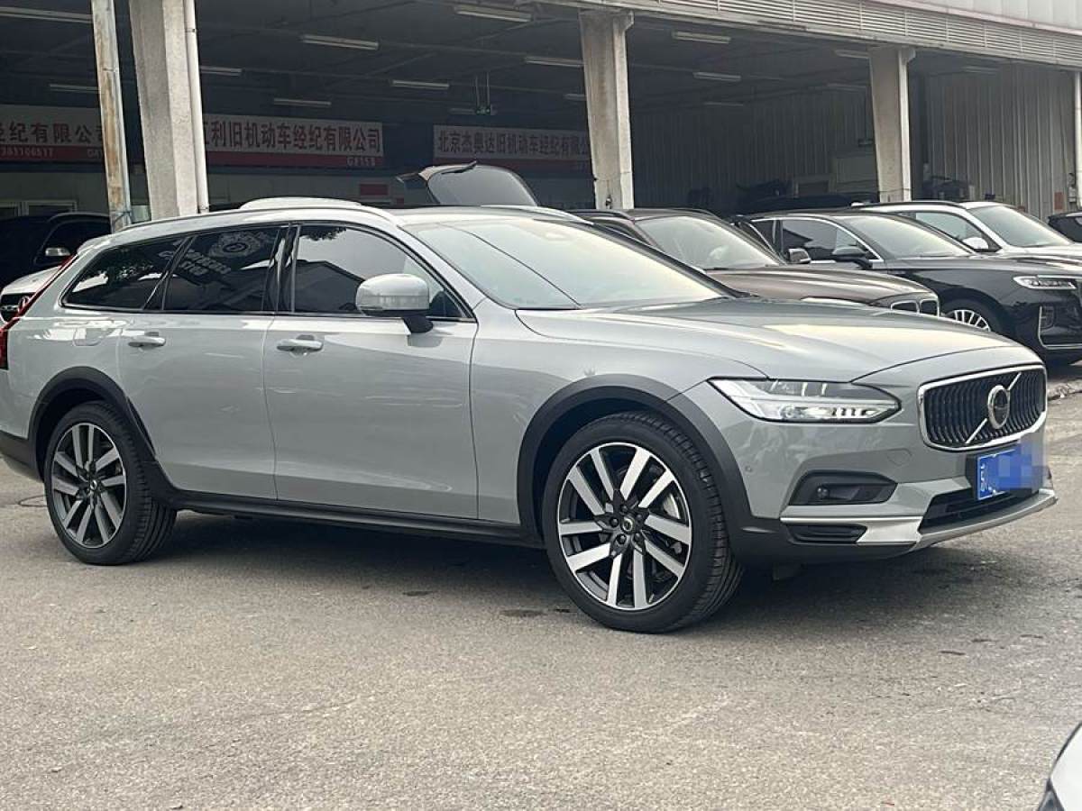 沃爾沃 V90  2024款 Cross Country B5 AWD 智尊版圖片