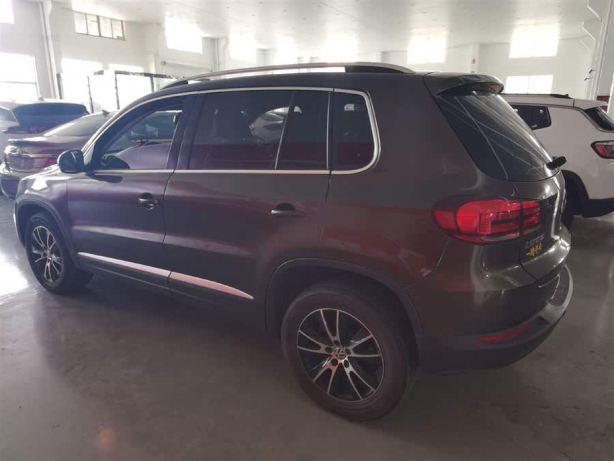 大眾 途觀  2013款 1.8TSI 自動(dòng)兩驅(qū)豪華型圖片