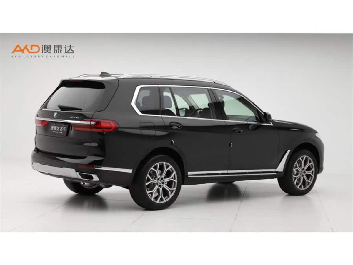 寶馬 寶馬X7  2021款 改款 xDrive40i 領(lǐng)先型豪華套裝圖片
