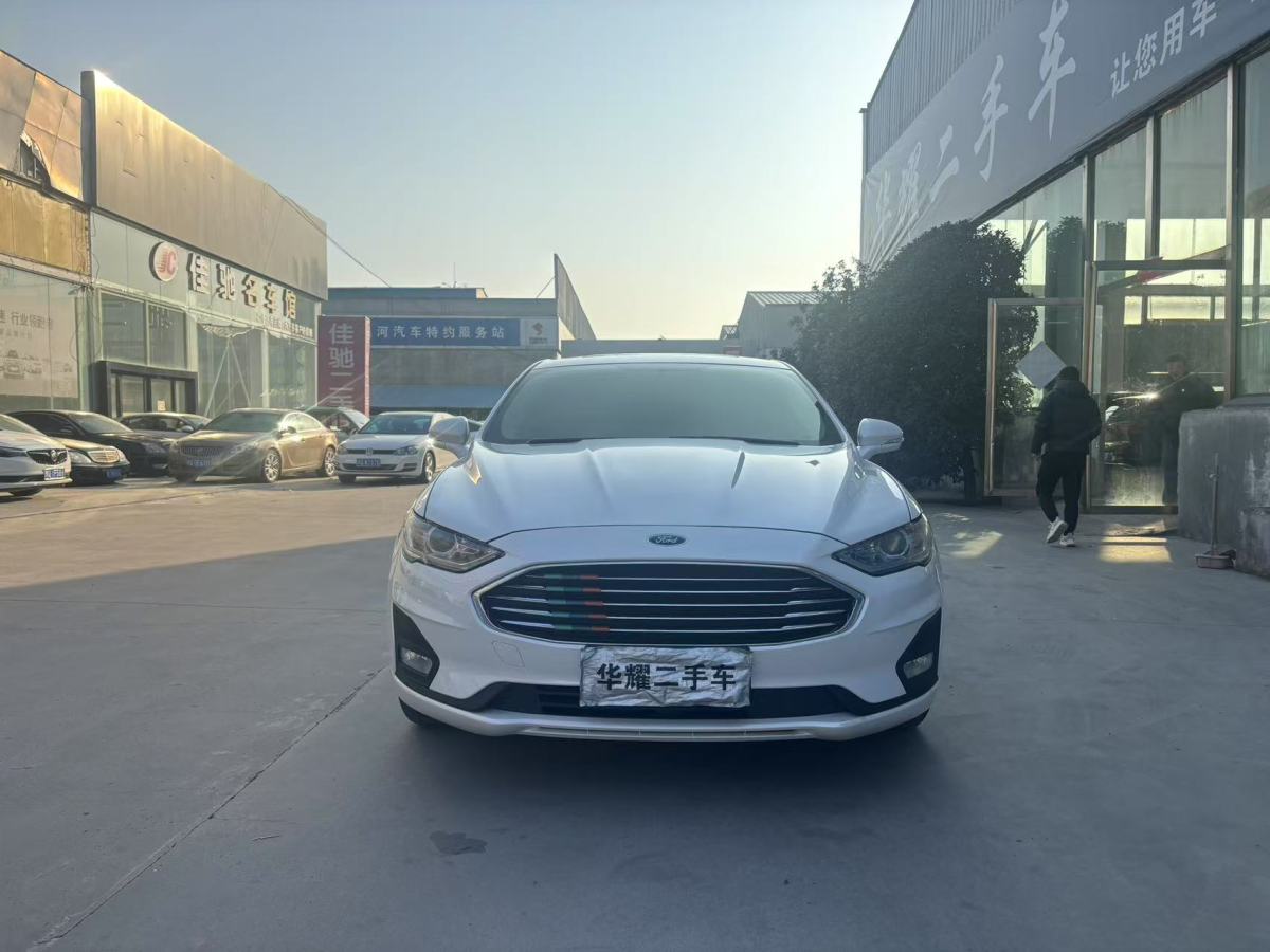 福特 蒙迪歐  2020款 EcoBoost 180 時(shí)尚型圖片