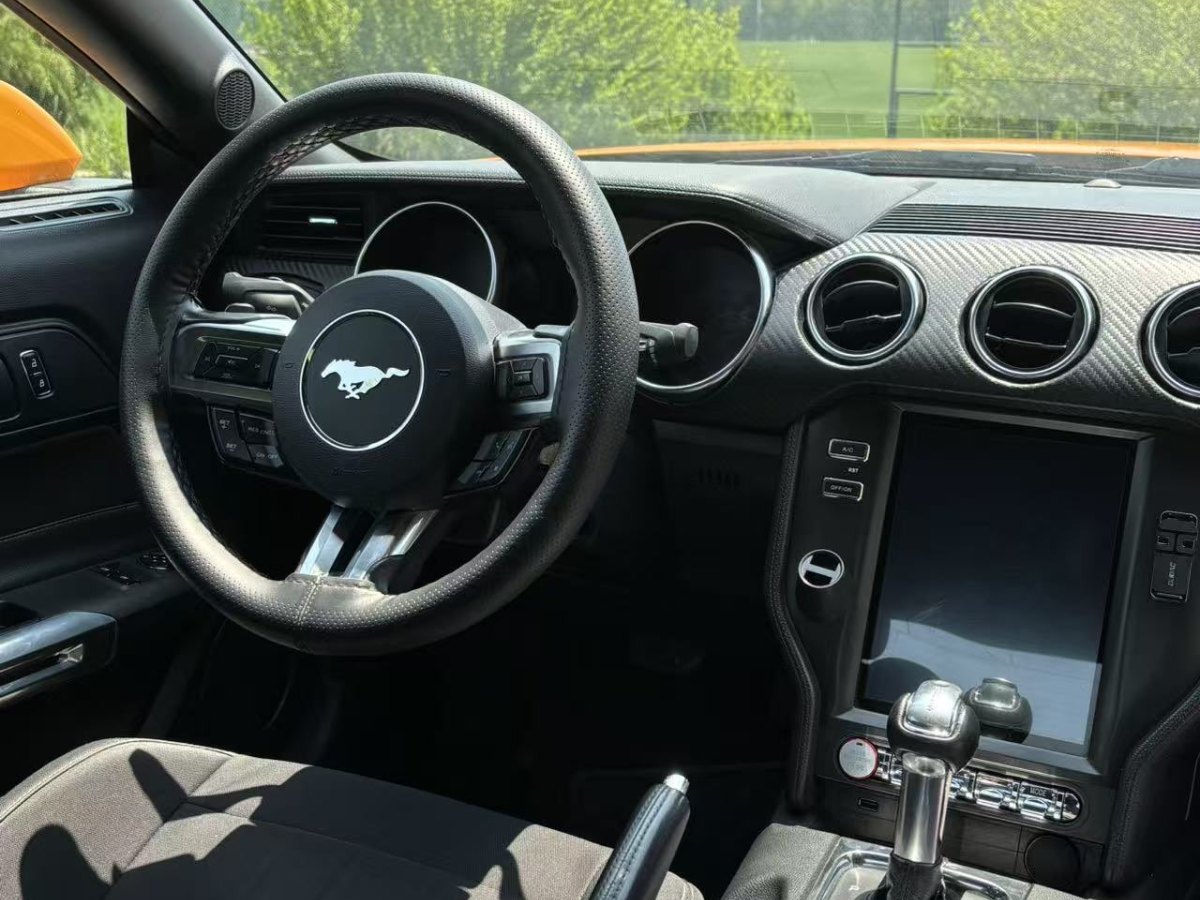 2018年6月福特 Mustang  2024款 2.3T EcoBoost 硬頂性能版