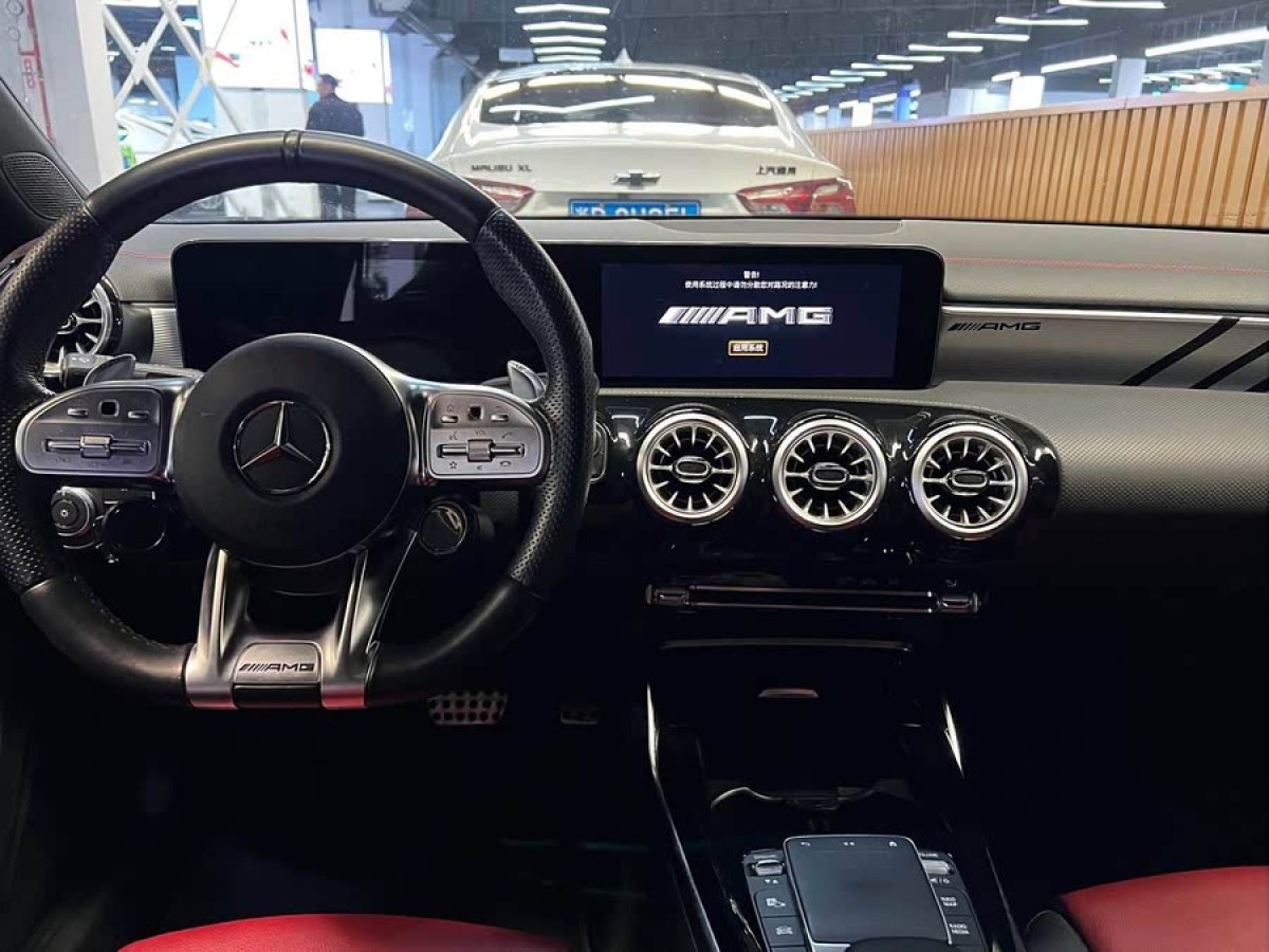 奔馳 奔馳A級(jí)AMG  2024款 改款 AMG A 35 4MATIC圖片