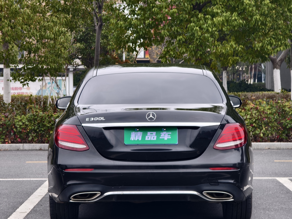 奔馳 奔馳E級  2019款 E 200 L 運(yùn)動型圖片