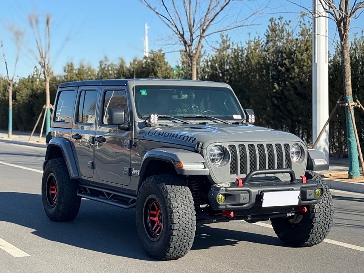 Jeep 牧馬人  2019款 2.0T Sahara 四門(mén)版 國(guó)VI圖片