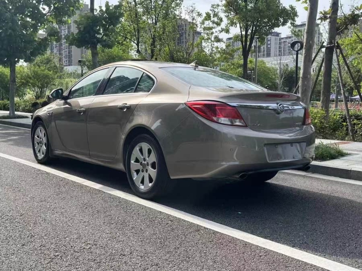 別克 君威  2009款 2.0L 舒適版圖片