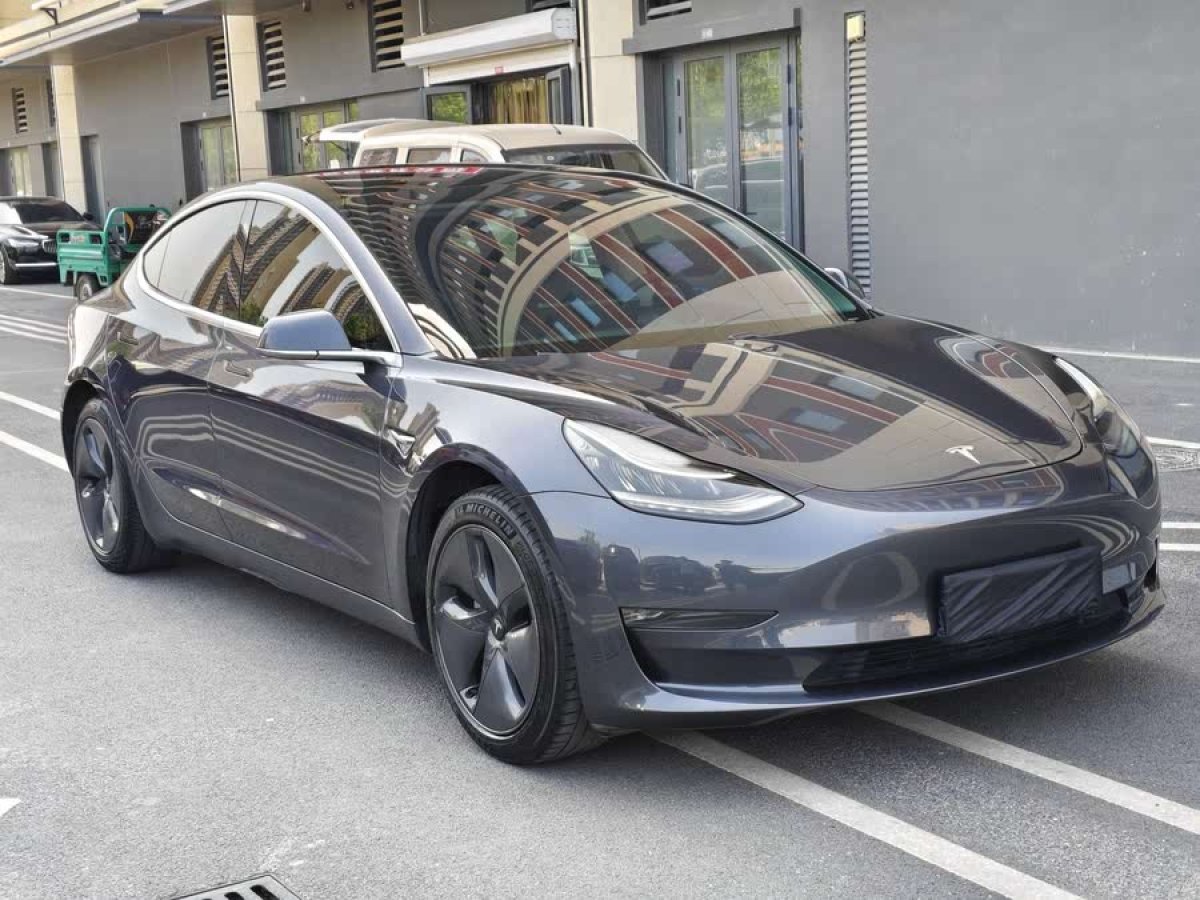 特斯拉 Model 3  2020款 改款 長續(xù)航后輪驅(qū)動版圖片