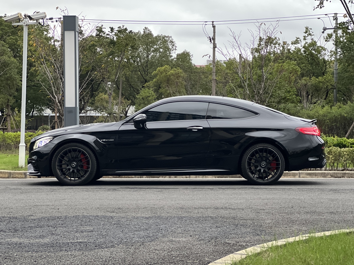 奔馳 奔馳C級(jí)AMG  2019款 AMG C 63 S 轎跑車圖片