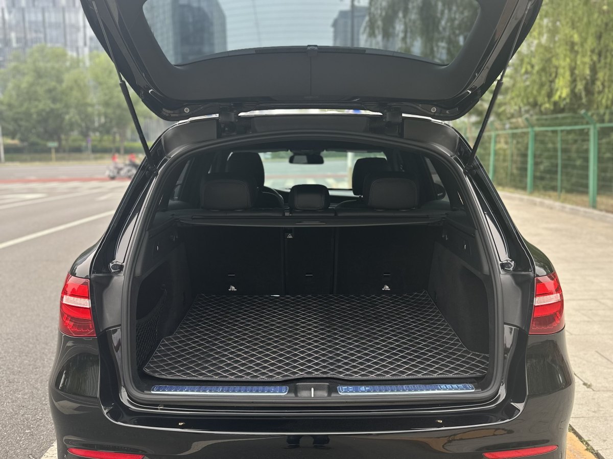 奔馳 奔馳GLC  2017款 GLC 260 4MATIC 豪華型圖片
