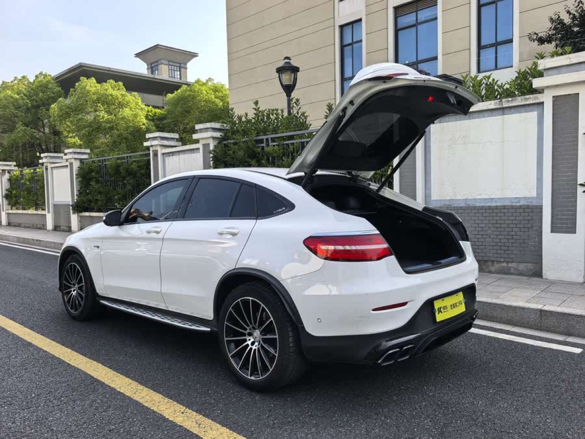 奔馳 奔馳GLC轎跑 AMG  2017款 AMG GLC 43 4MATIC 轎跑SUV圖片