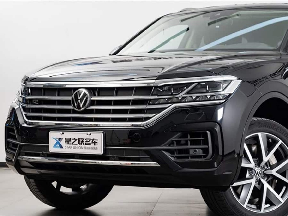 大眾 途銳  2022款 3.0TSI 銳享版 經(jīng)典運(yùn)動(dòng)套裝圖片