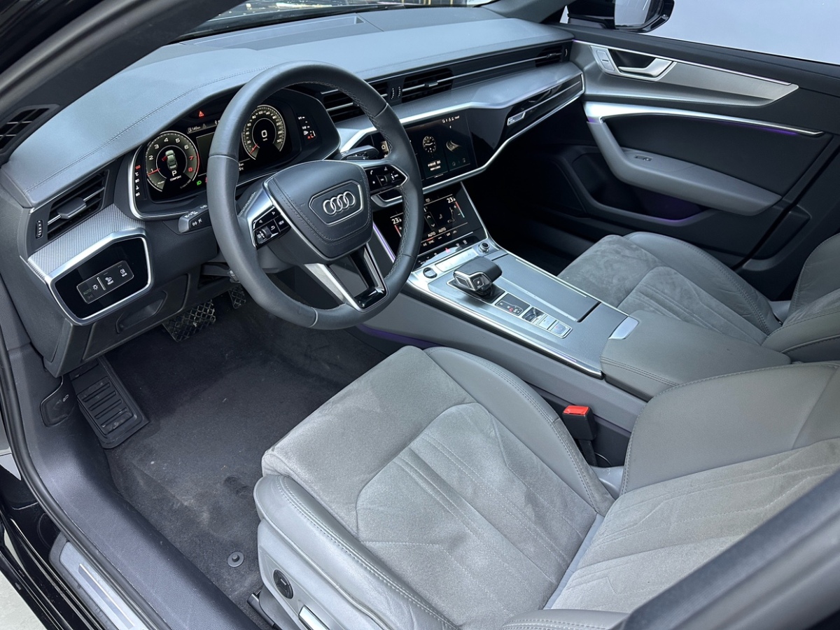 奧迪 奧迪A6L  2023款 40 TFSI 豪華動(dòng)感型圖片