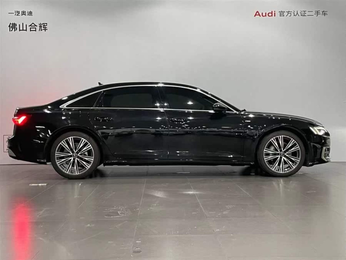 奧迪 奧迪A6L  2023款 改款 45 TFSI 臻選動(dòng)感型圖片