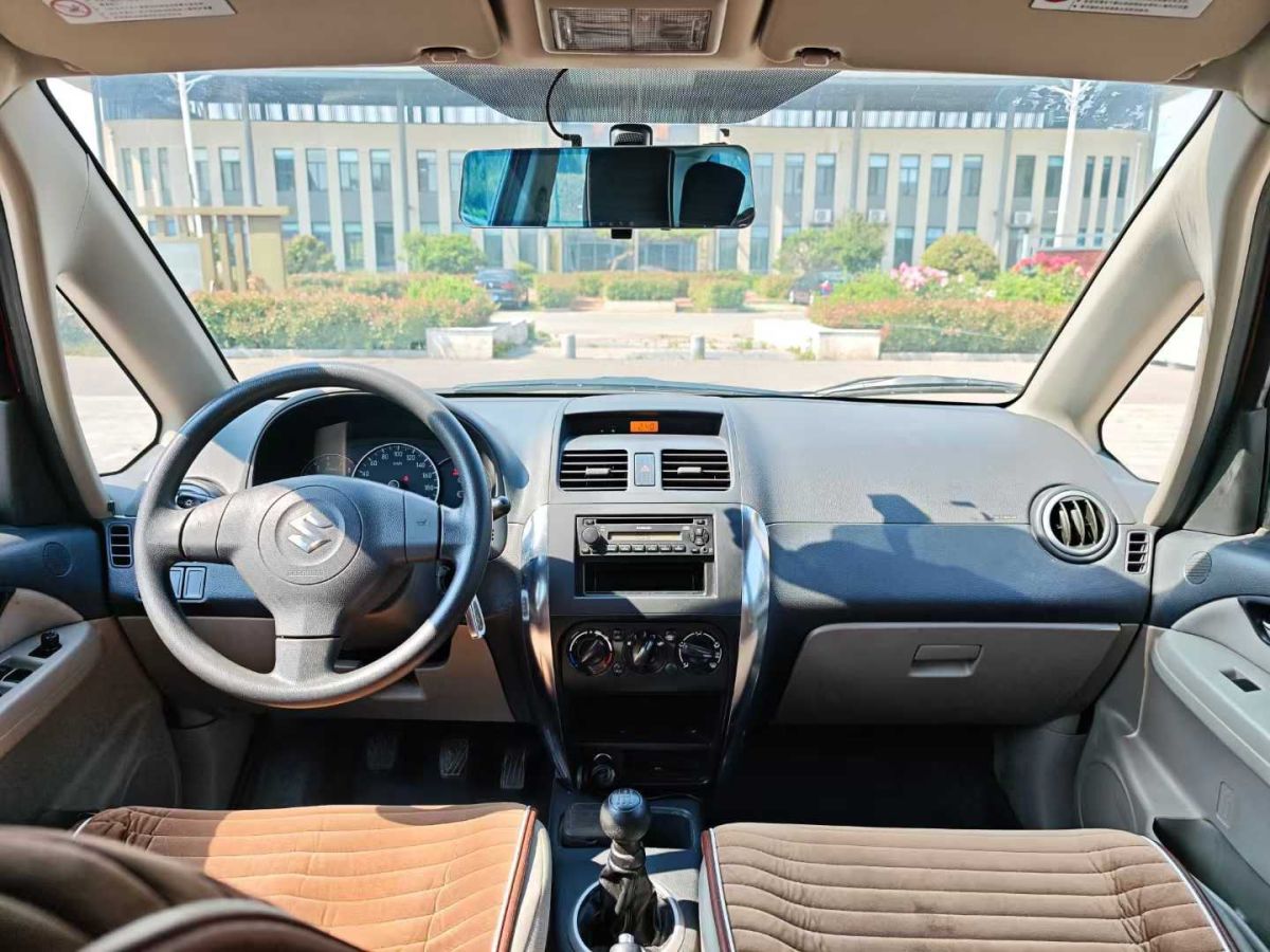 鈴木 天語(yǔ) SX4  2012款 1.6L 手動(dòng)銳騎型圖片