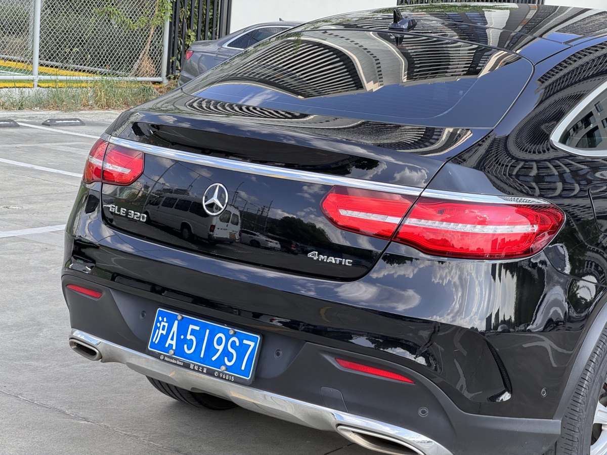 奔驰 奔驰GLE轿跑  2018款 GLE 320 4MATIC 轿跑SUV图片