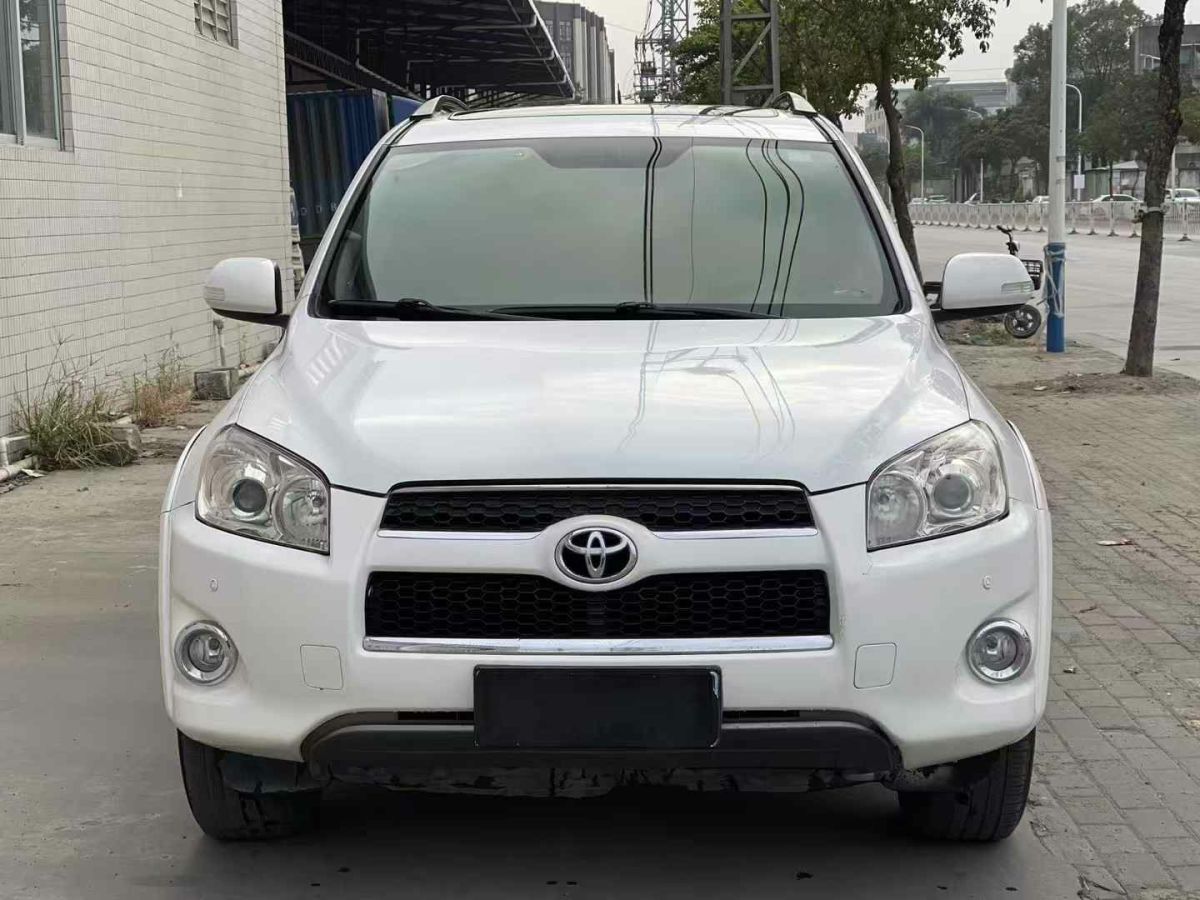 豐田 RAV4榮放  2011款 2.0L 手動(dòng)豪華版圖片