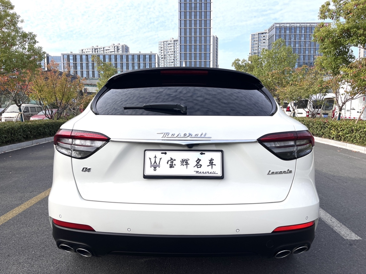 瑪莎拉蒂 Levante  2020款 3.0T 標(biāo)準(zhǔn)版圖片