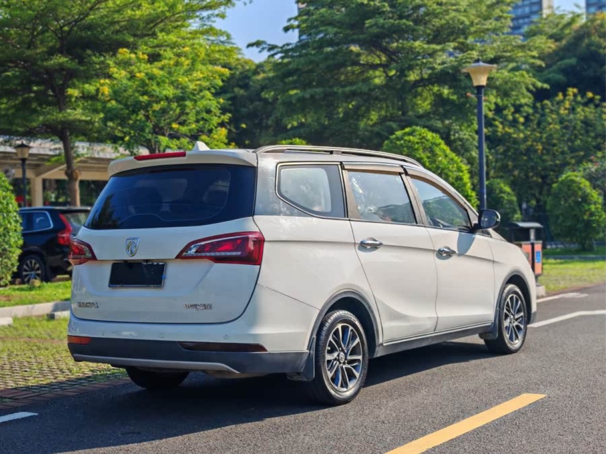 寶駿 730  2019款 1.5L 手動(dòng)時(shí)尚型 7座 國(guó)VI圖片
