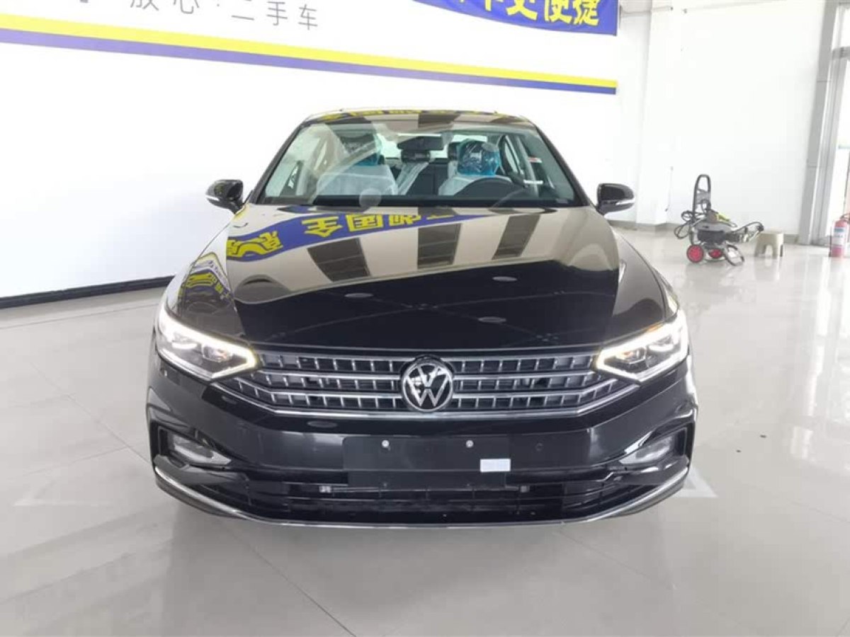 大眾 邁騰  2023款 200萬(wàn)輛紀(jì)念版 280TSI DSG舒適型圖片